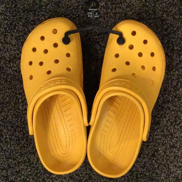 CROCS | Shoes | Crocs Classic Clogs Orange Sorbet W9 | Poshmark